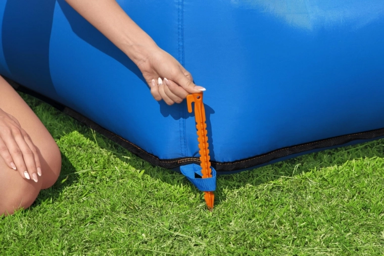 Stable anchoring for safe play