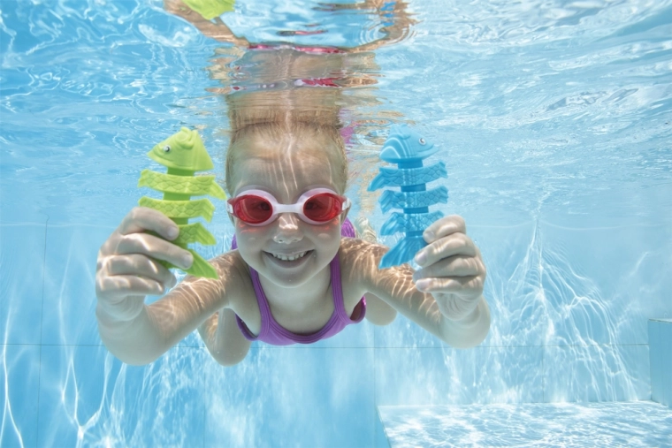 Подкрепа на плувните умения