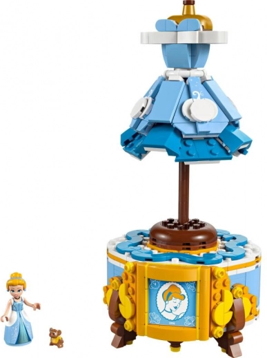 Интерактивна игра с фигурка