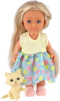 Детайлен тоалет и реалистична коса