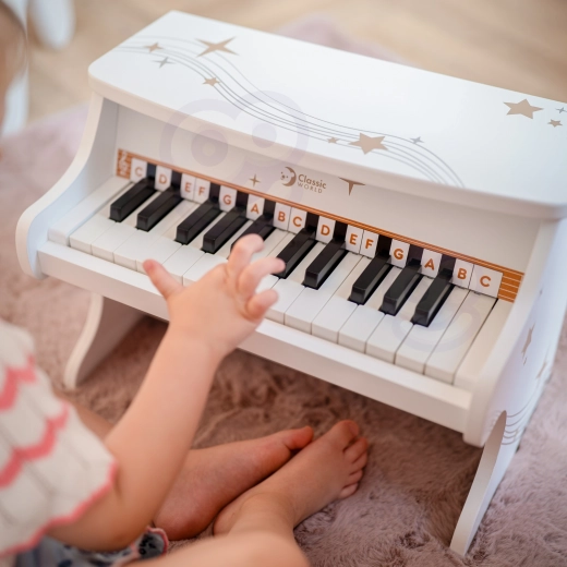 Научаване на ноти и първи мелодии