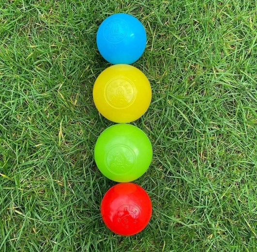 Play indoors and outdoors, colors that delight