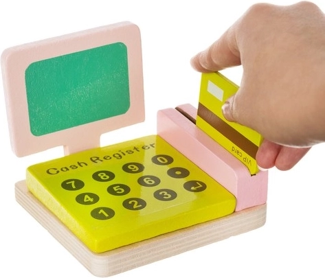 Учене чрез игра: броене, теглене и плащане с карта