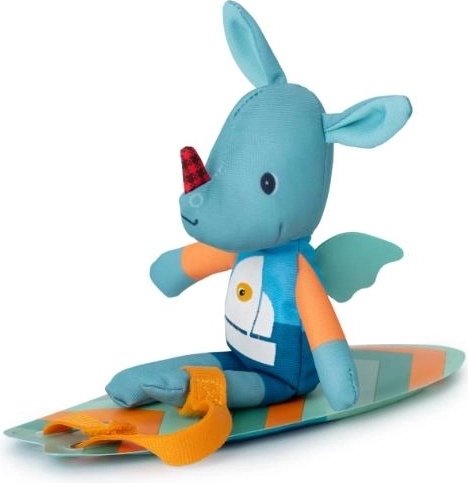 Цветен дизайн и крилата фигура