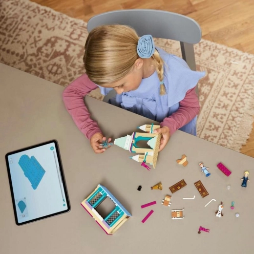 Интерактивно строене с приложението LEGO Builder