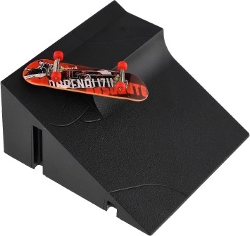 Гладка пластмасова рампа за трикове