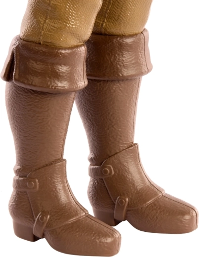 Реалистични детайли от глава до пети