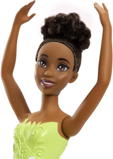 Poseable arms and legs for elegant poses