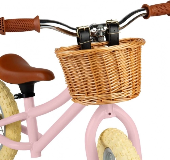 Stylish wicker basket for little treasures