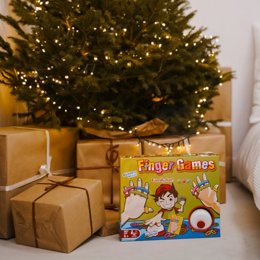 Family game for 2–6 players