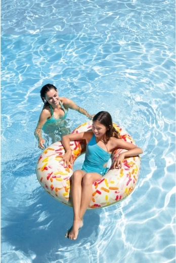 Удобна релаксация във водата