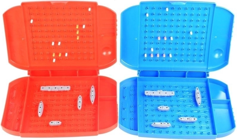 Две пълни игрални станции