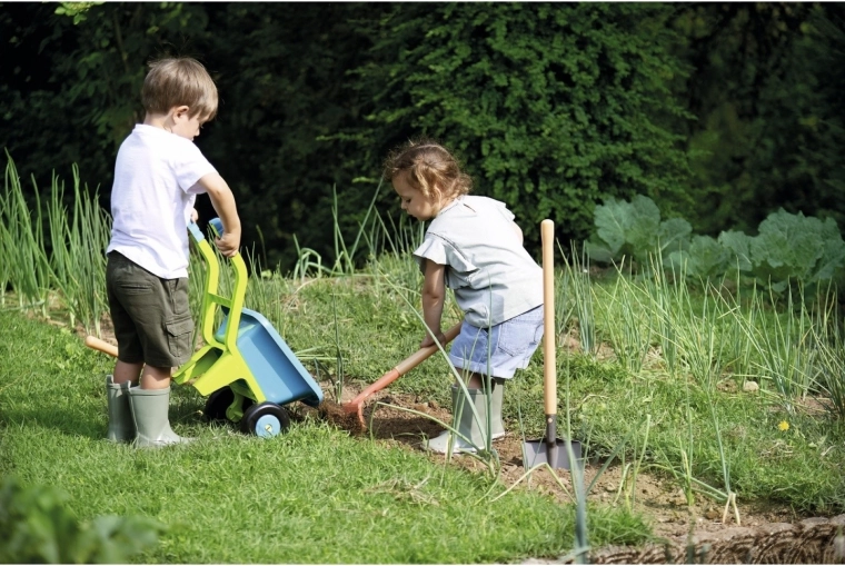 Градински инструменти за креативна игра