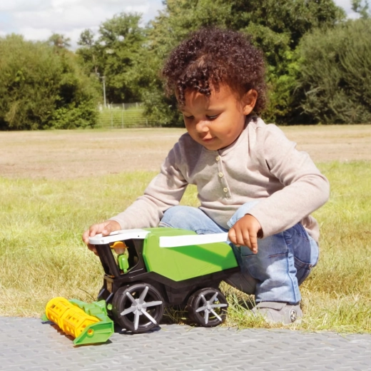 Устойчива пластмаса за навън и пясъчник