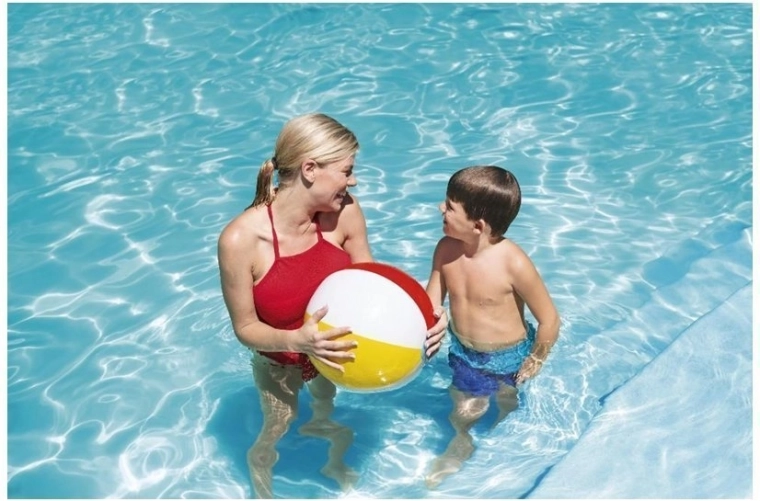 Забавление за басейн и плаж