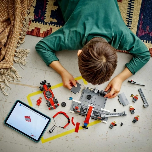 Строене с приложението LEGO Builder