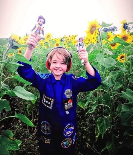 Космическо оборудване за големи приключения