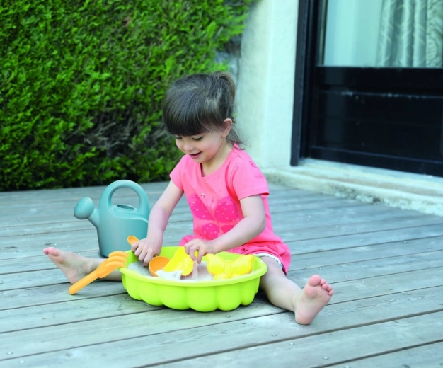 Идеален за игра навън и на закрито