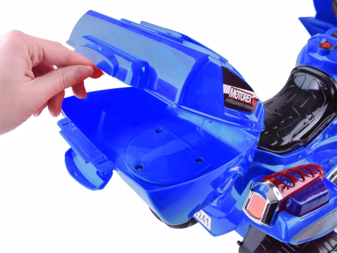 Practical rear storage box