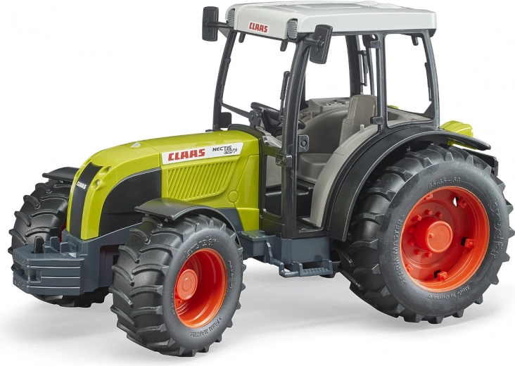 Detailed design in 1:16 scale