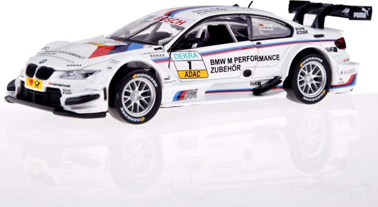 Автентични детайли на състезателен автомобил DTM