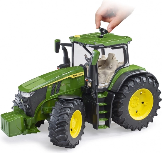 Съвместим с аксесоари