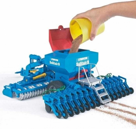 Пълним бункер за семена с лесно изпразване