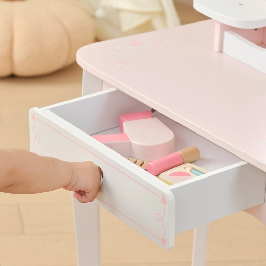 Практично чекмедже и полици