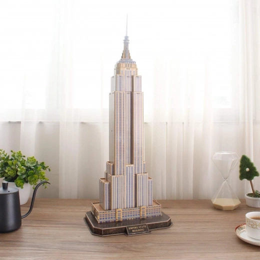 Детайлен модел на Empire State Building