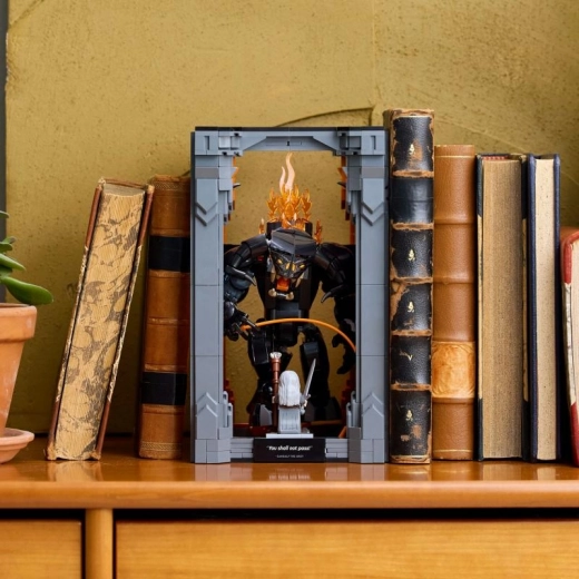 Дизайнерски book nook за библиотека