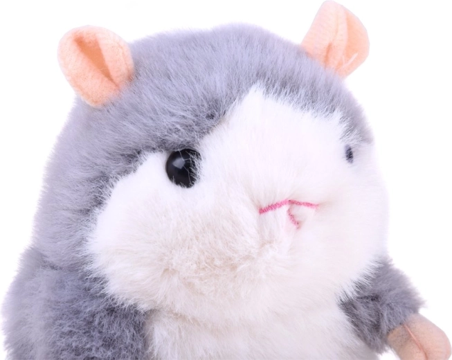 Мек плюш за гушкане