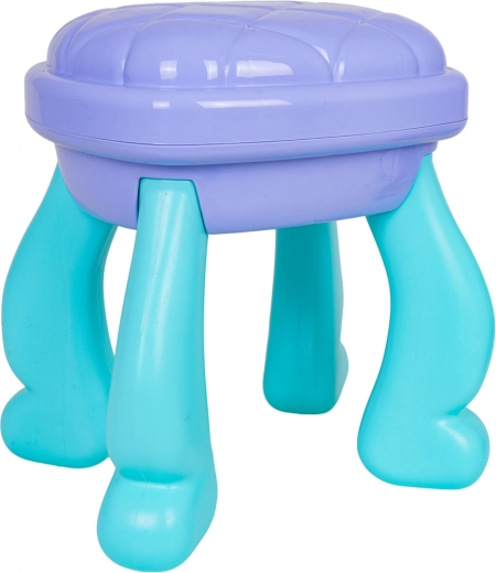 Практични места за съхранение и стабилно столче