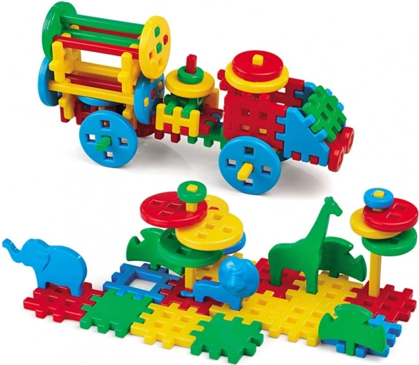 Easy to connect and learn through play