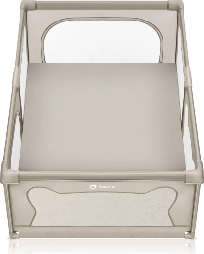 Конструкция с метални тръби