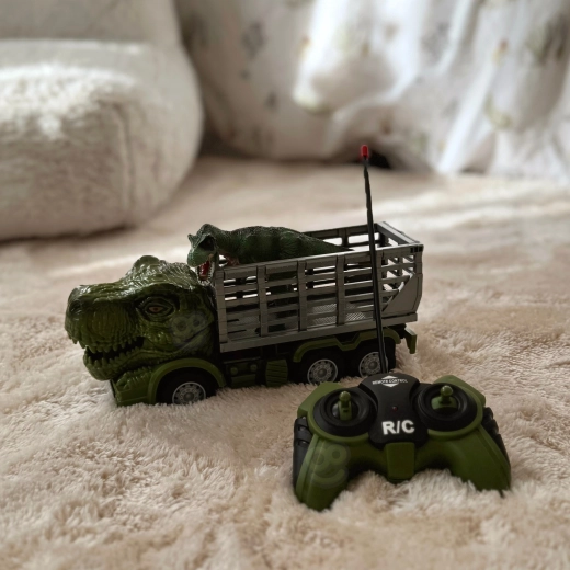 Дистанционно управление и светлинни ефекти