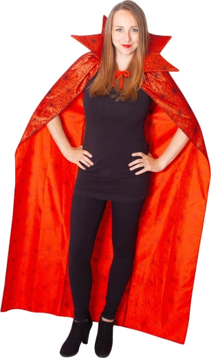 Драматична висока яка