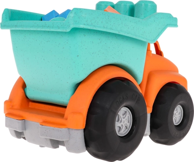 7 colorful blocks for creative play
